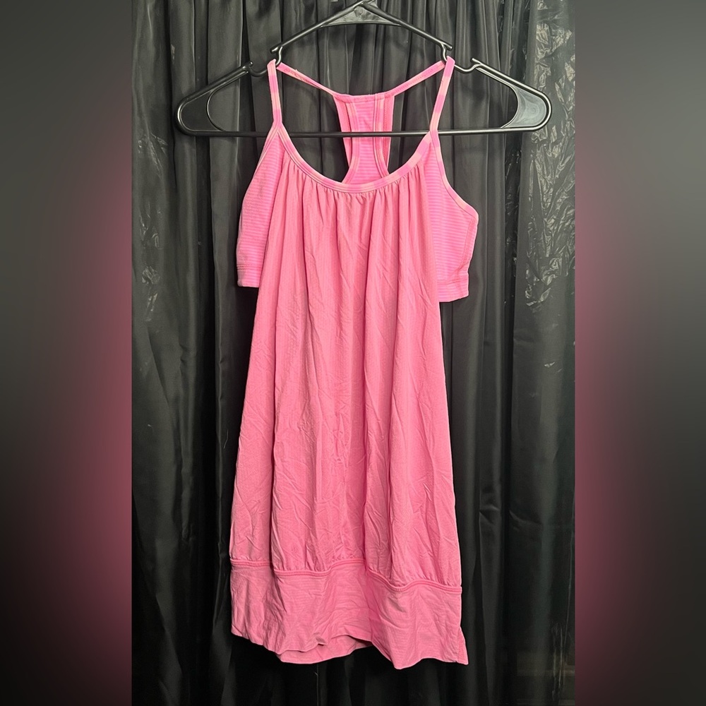 Lululemon Pink Racerback Athletic Tank Top w/ Built-In Bra